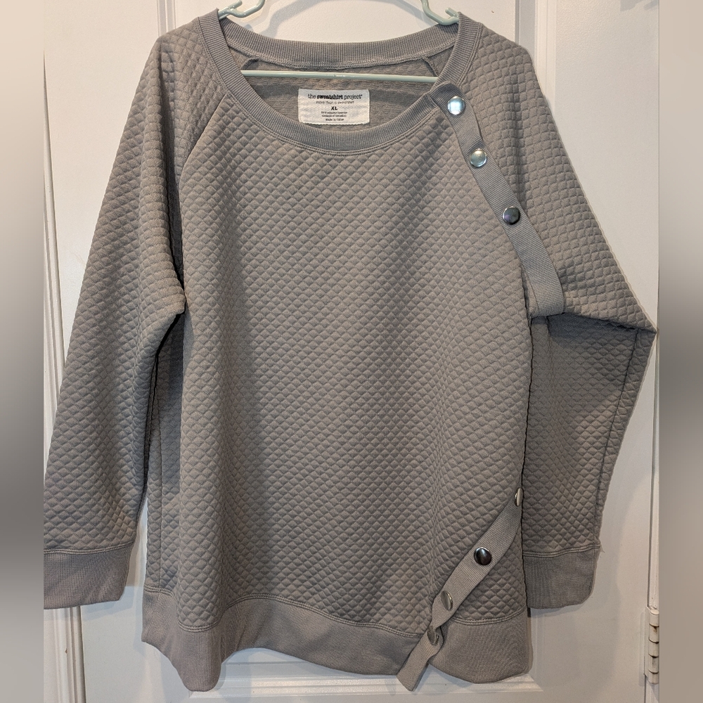 The Sweatshirt Project XL Gray Quilted Asymmetrical Snap Pullover Sweatshirt